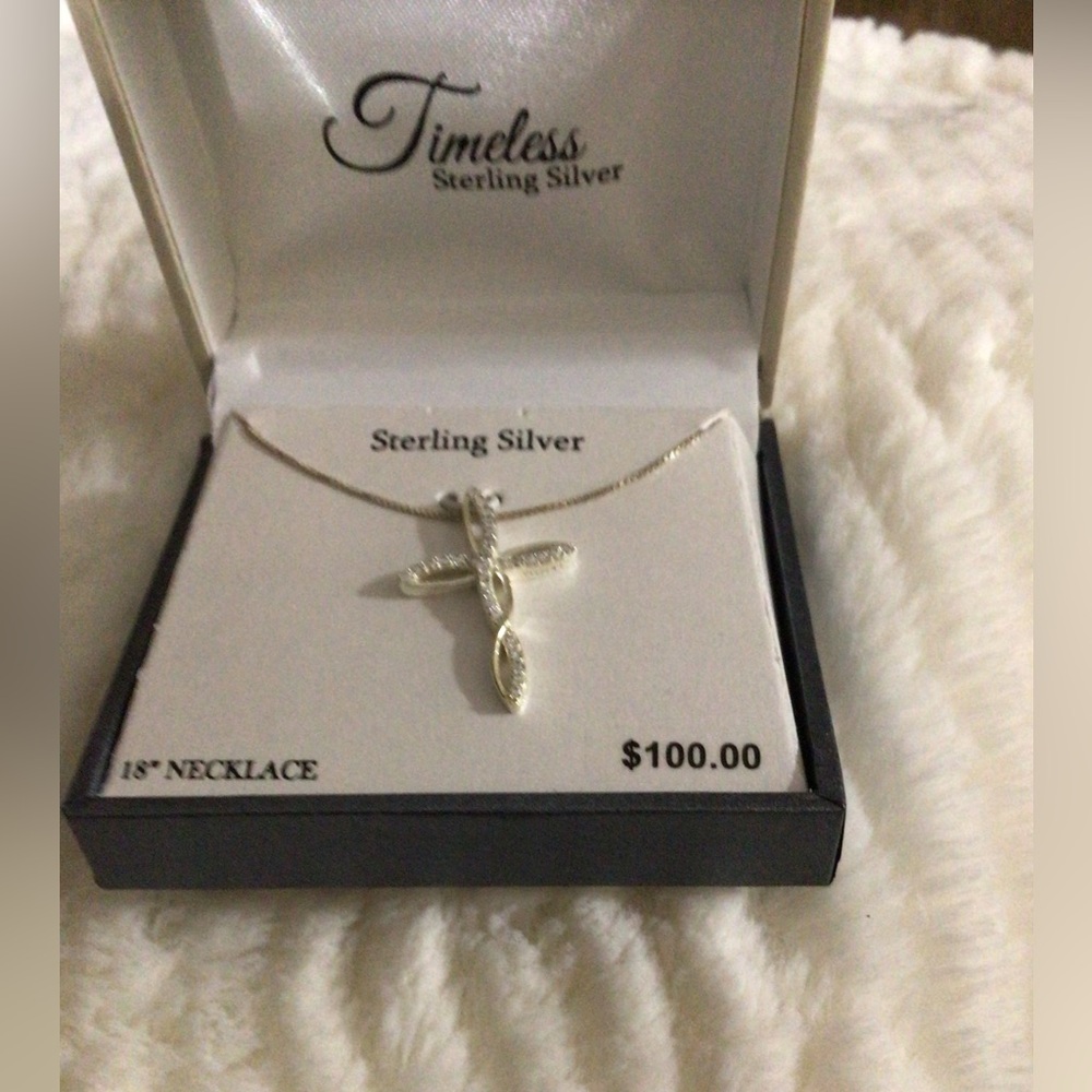New Sterling Silver Cross Necklace